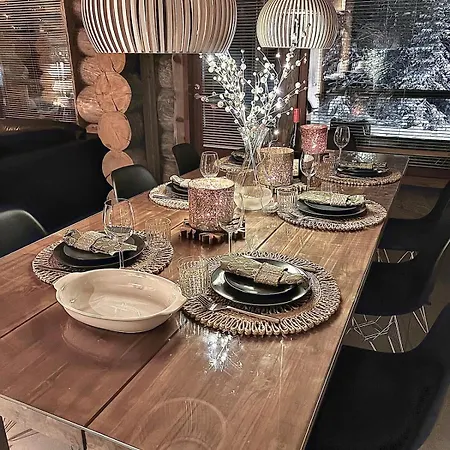Vila Snowflake - Stylish In Levi, Finland